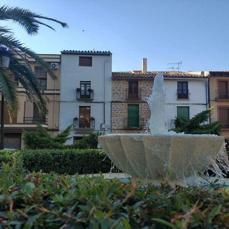 Apartamentos Calanda Bagian luar foto