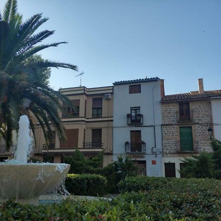 Apartamentos Calanda Bagian luar foto