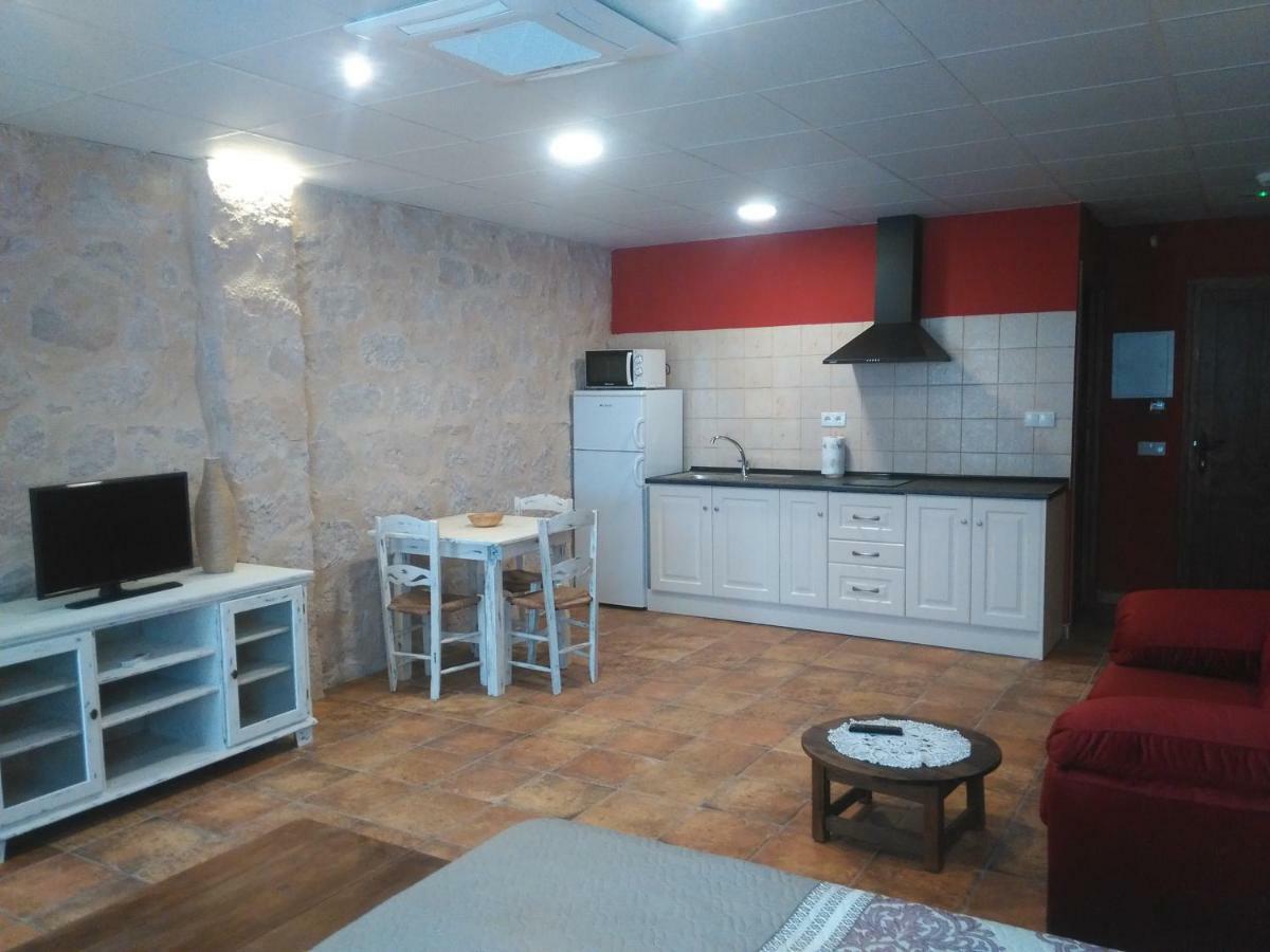 Apartamentos Calanda Bagian luar foto