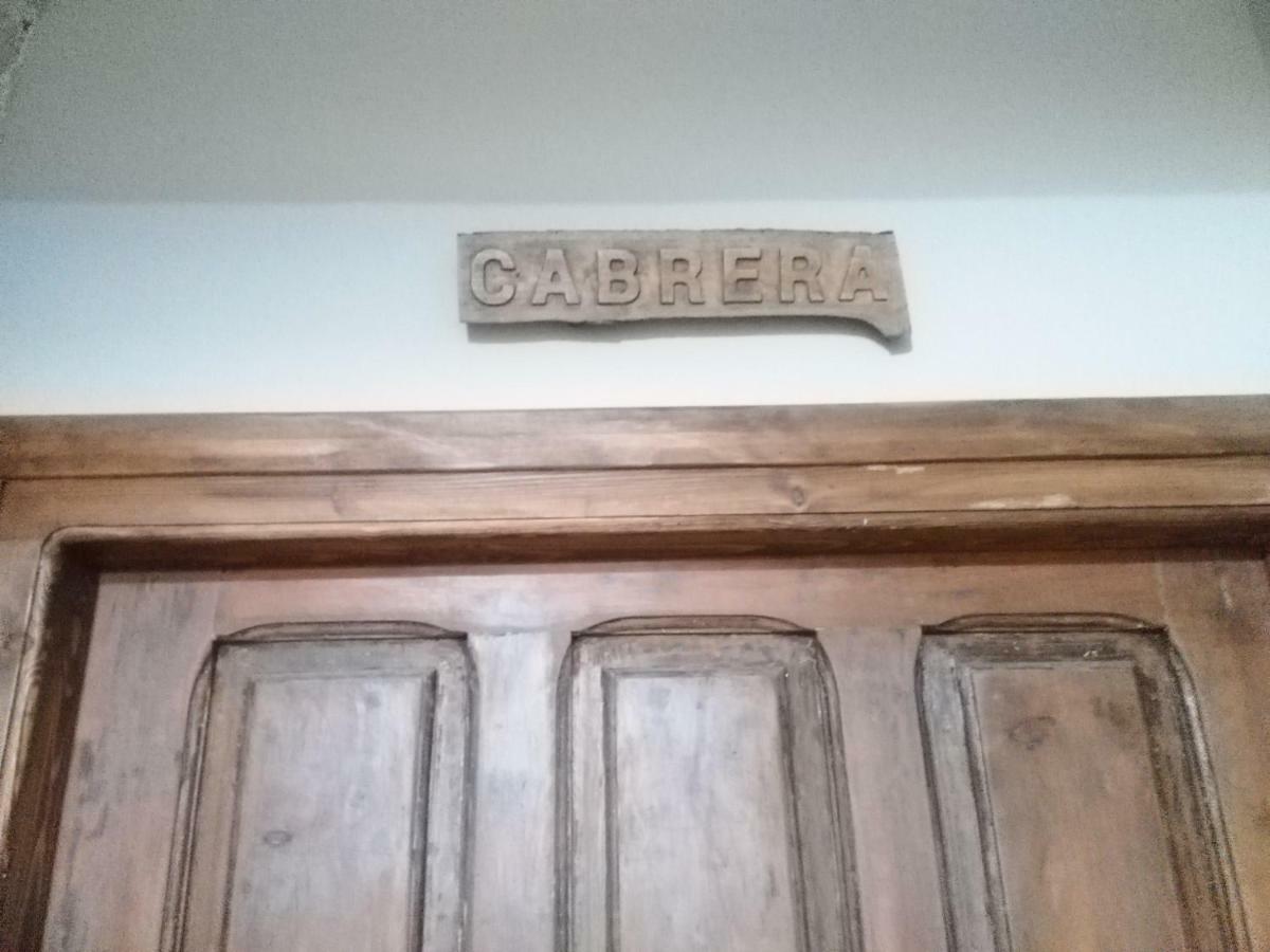 Apartamentos Calanda Bagian luar foto