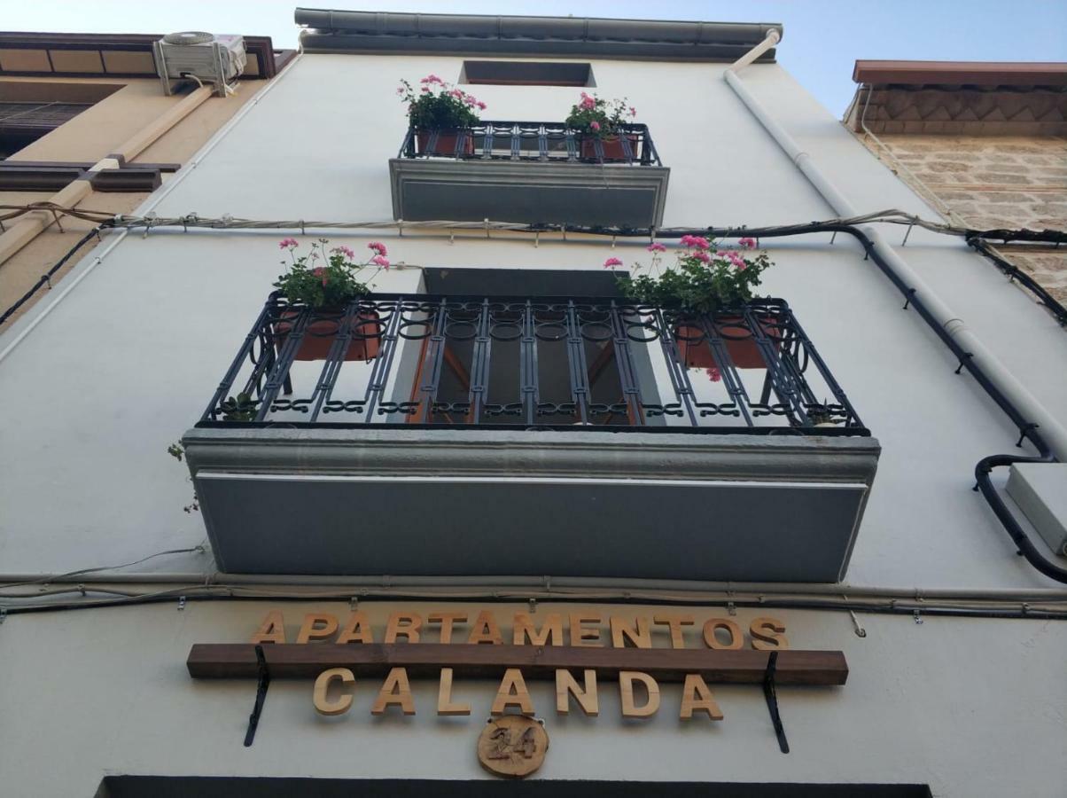 Apartamentos Calanda Bagian luar foto